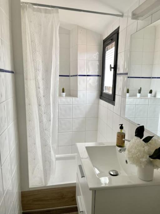 Studio Sous Les Toits Tres Bien Place Et Climatise Montpellier Extérieur photo