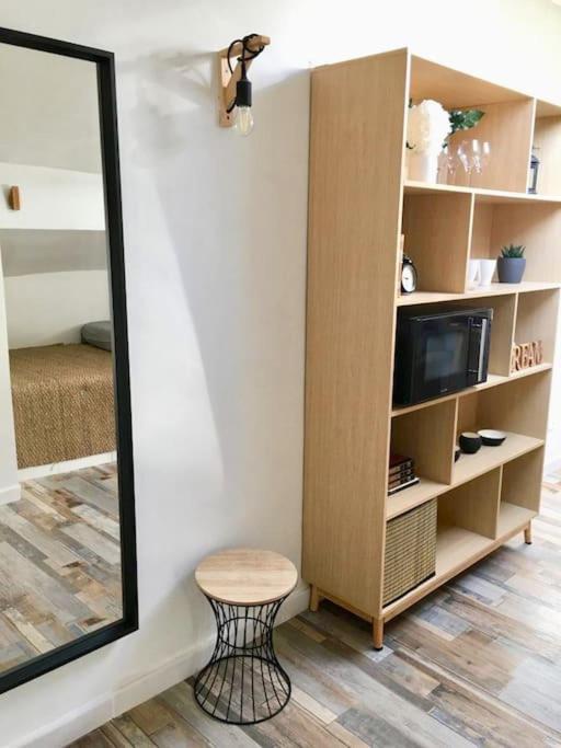 Studio Sous Les Toits Tres Bien Place Et Climatise Montpellier Extérieur photo